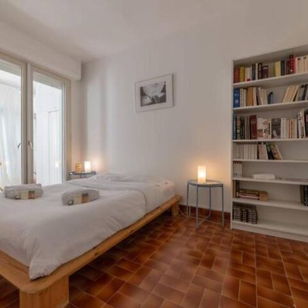 Grand Appartement Lumineux Pour 2 A 4 Personnes A Avignon Intra-Muros Wifi Gratuit Buitenkant foto